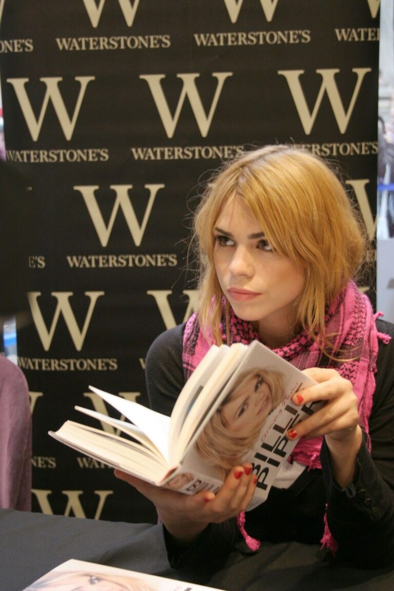 billie-piper-33.jpeg