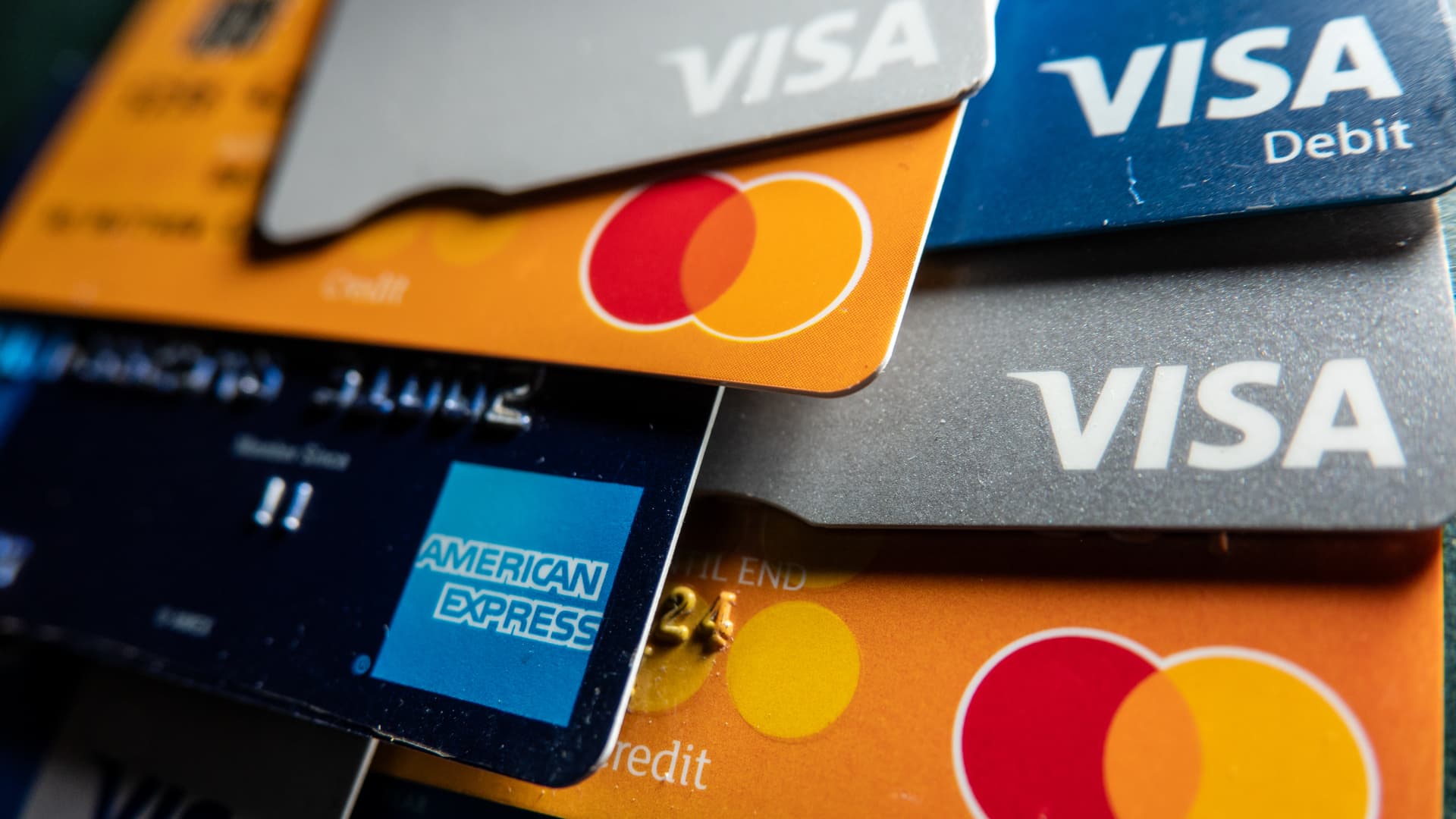 credit-cards-2071.jpeg