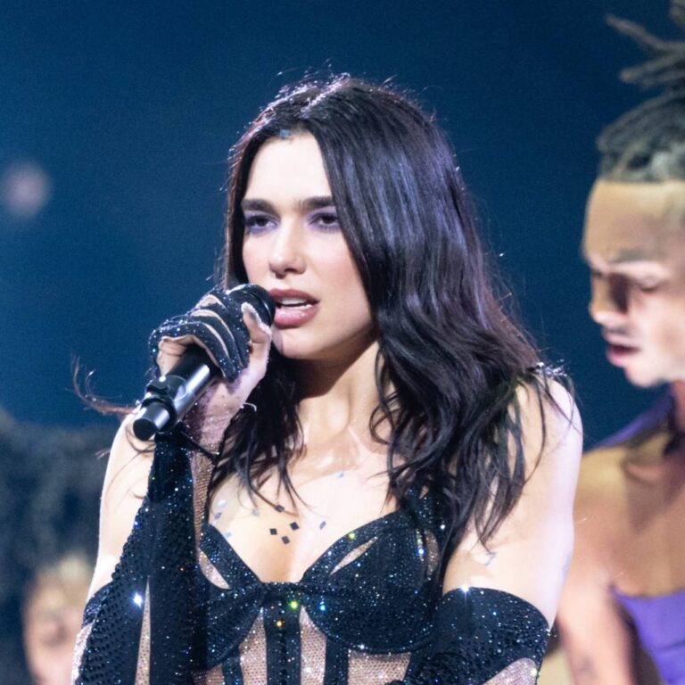 dua-lipa-962.jpeg