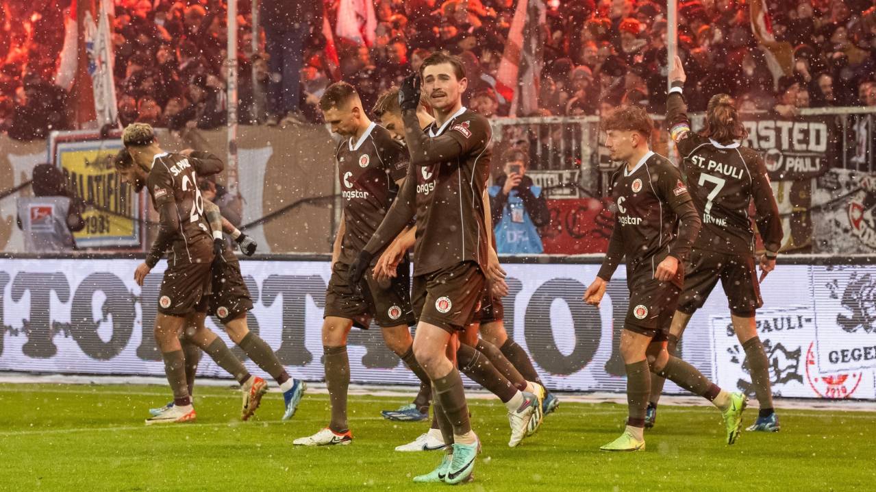 fc-st-pauli-vs-hamburger-sv-994.jpeg