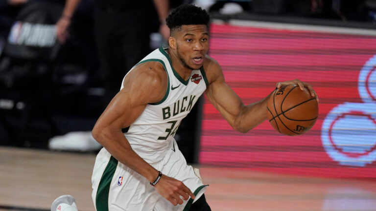 giannis-antetokounmpo-326.jpeg