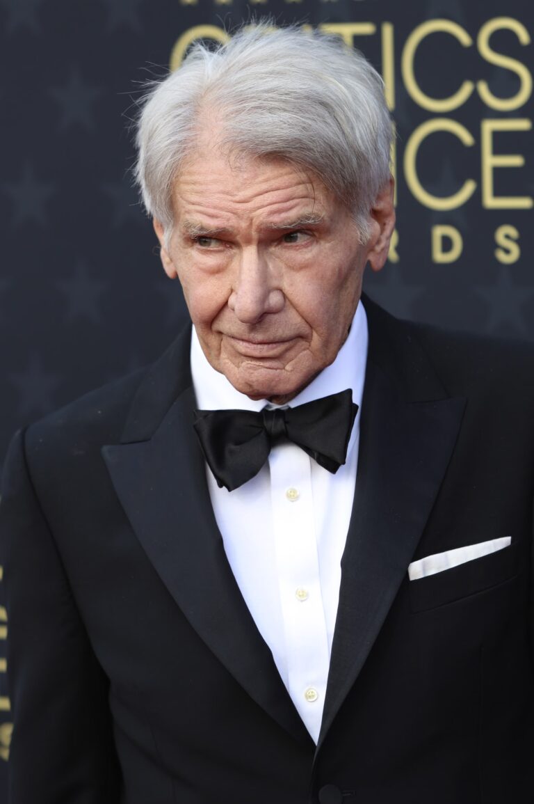 harrison-ford-240.jpg