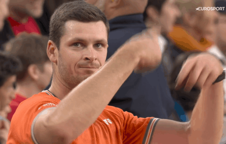 hubert-hurkacz-134.png