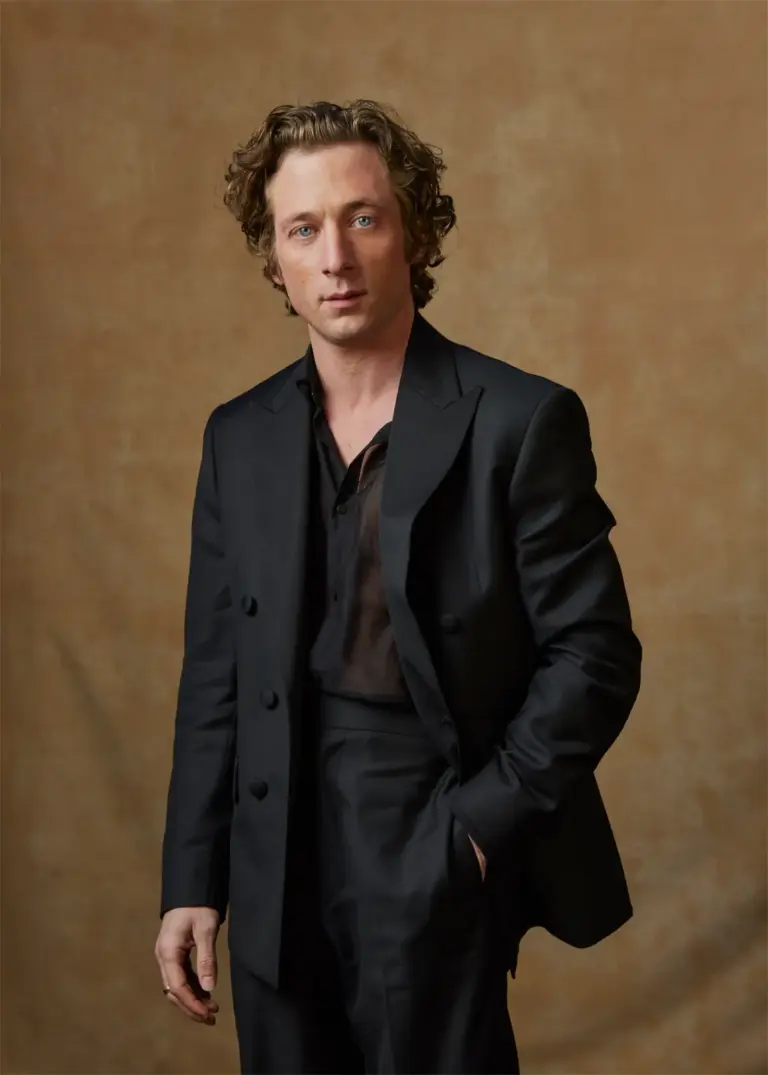 jeremy-allen-white-333.webp