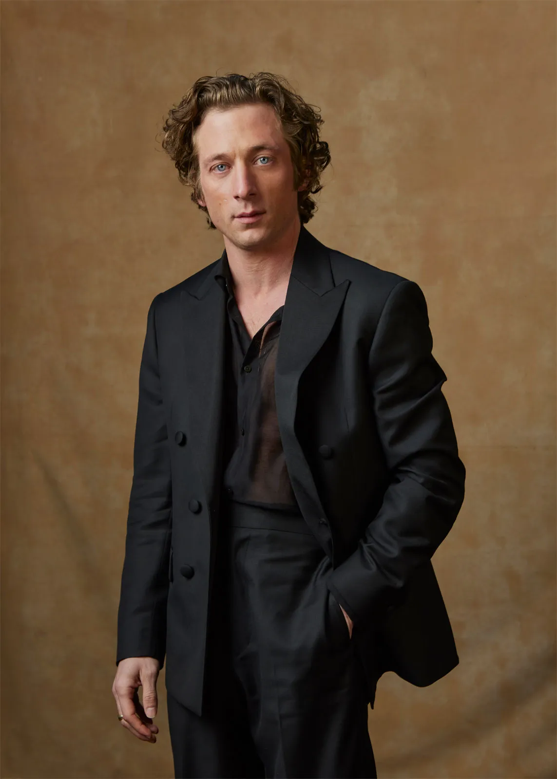 jeremy-allen-white-333.webp