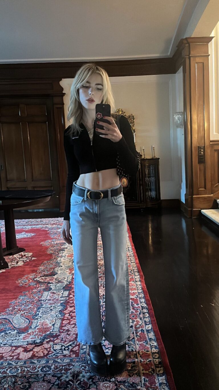 kiernan-shipka-224.jpeg
