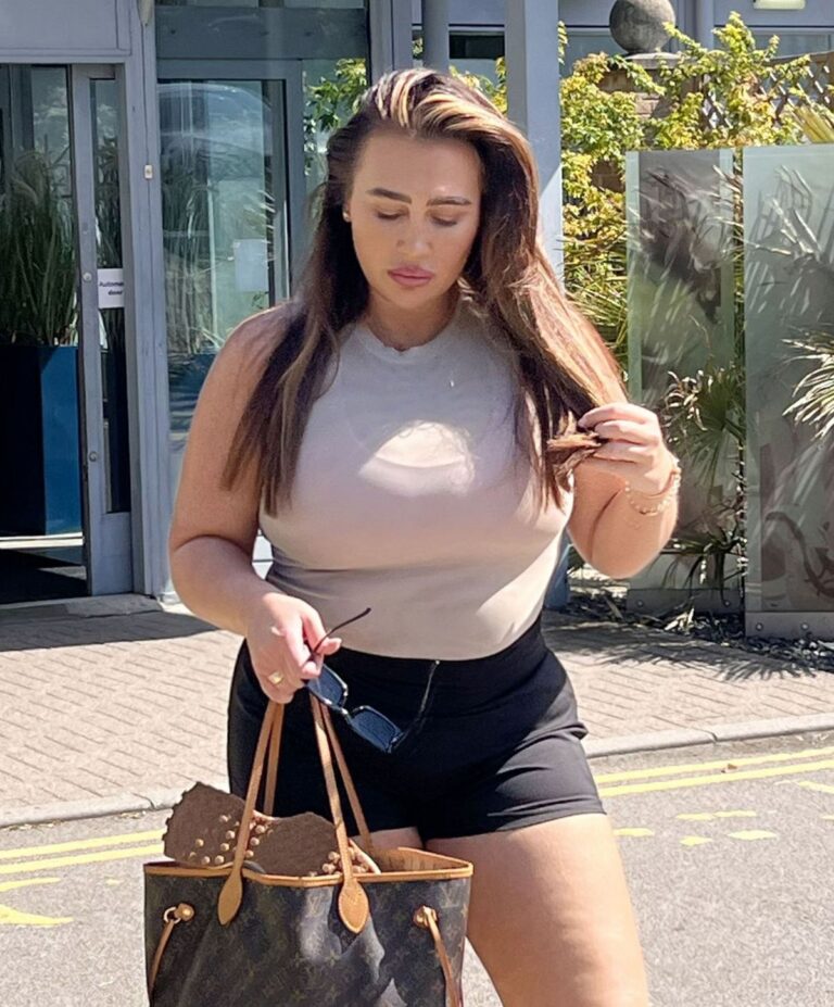 lauren-goodger-108.jpeg