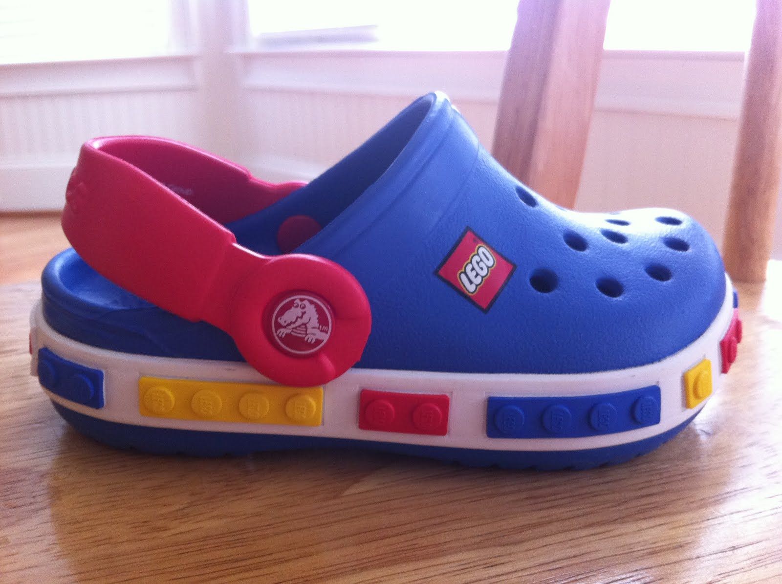lego-crocs-14.jpeg
