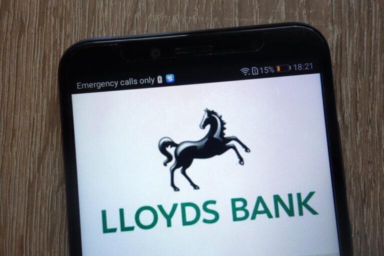 lloyds-share-price-98.jpeg