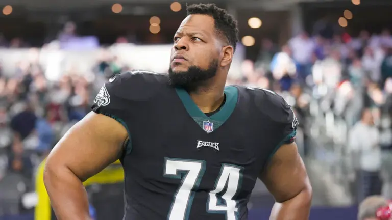 ndamukong-suh-173.webp