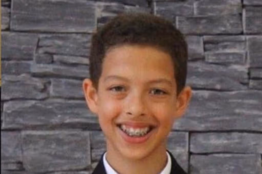 noah-donohoe-179.png