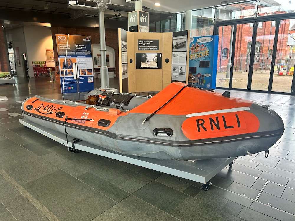 rnli-safety-warning-waves-22.jpeg