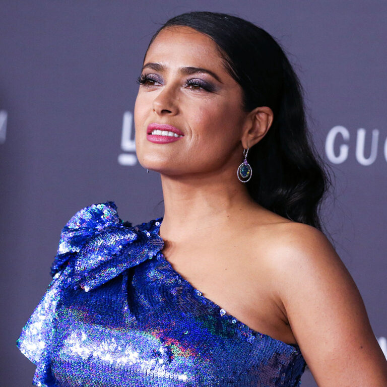 salma-hayek-833.jpeg