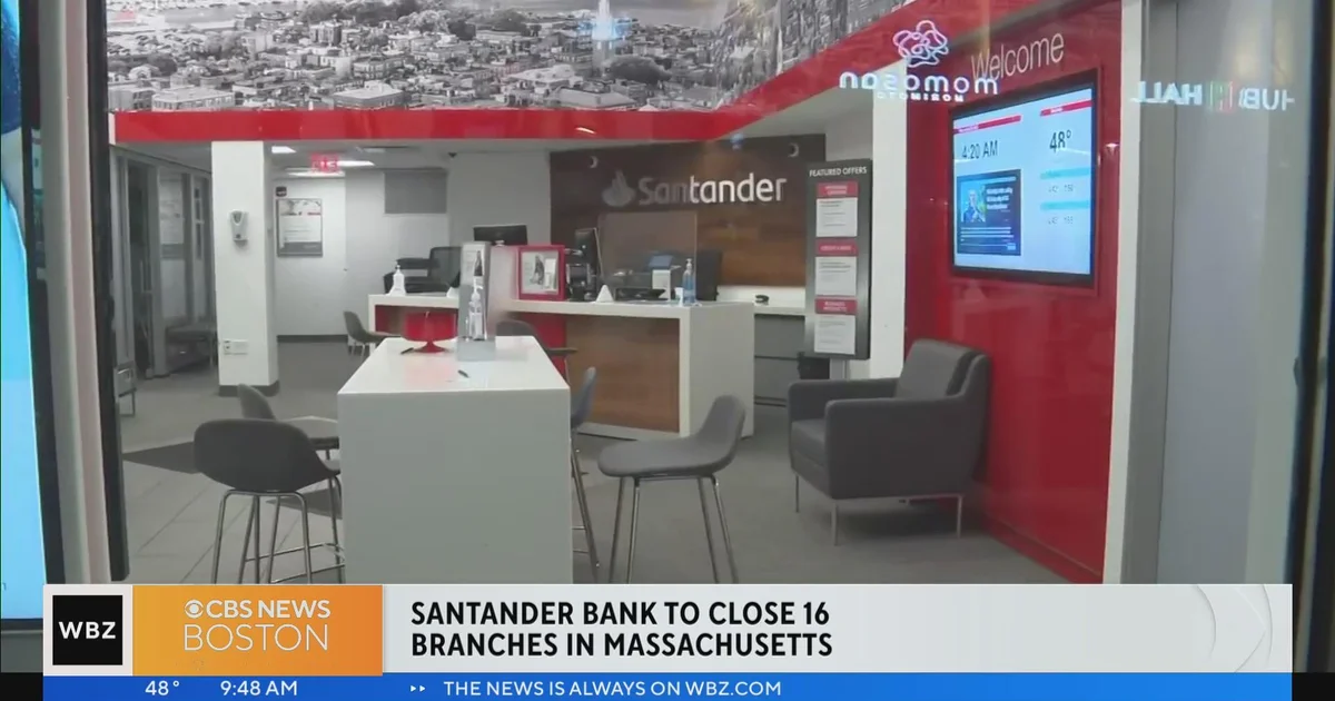santander-bank-branches-closing-4.webp
