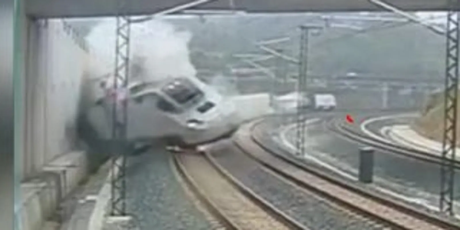 spain-train-crashes-136.webp