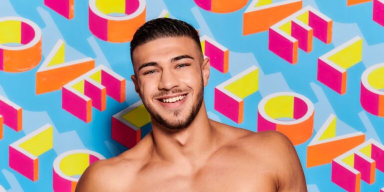tommy-love-island-487.jpg