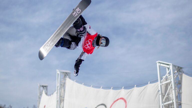 2026-winter-olympics-women-s-snowboarding-halfpipe-77.jpg