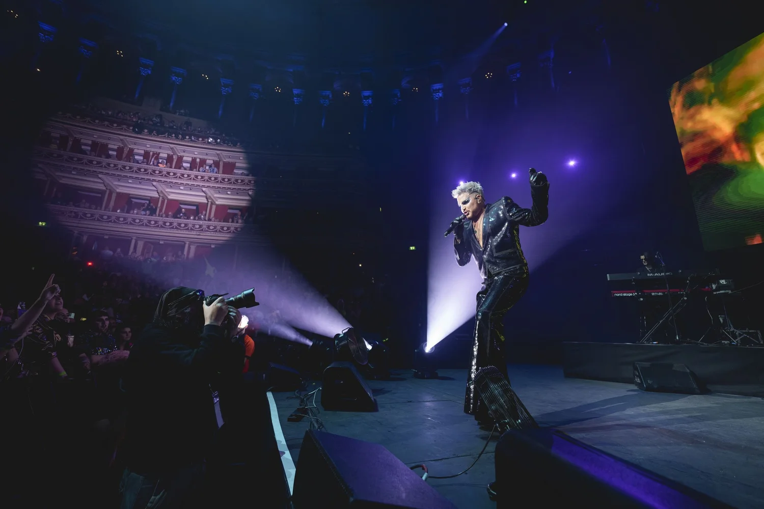 adam-lambert-887.webp