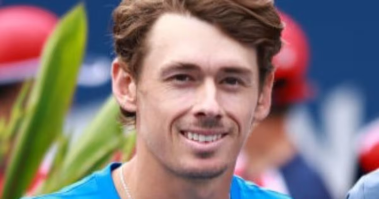 alex-de-minaur-1376.png