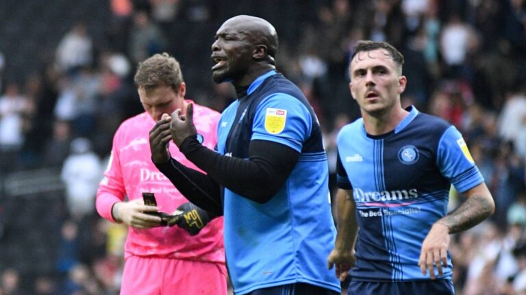 exeter-city-vs-wycombe-50.jpeg