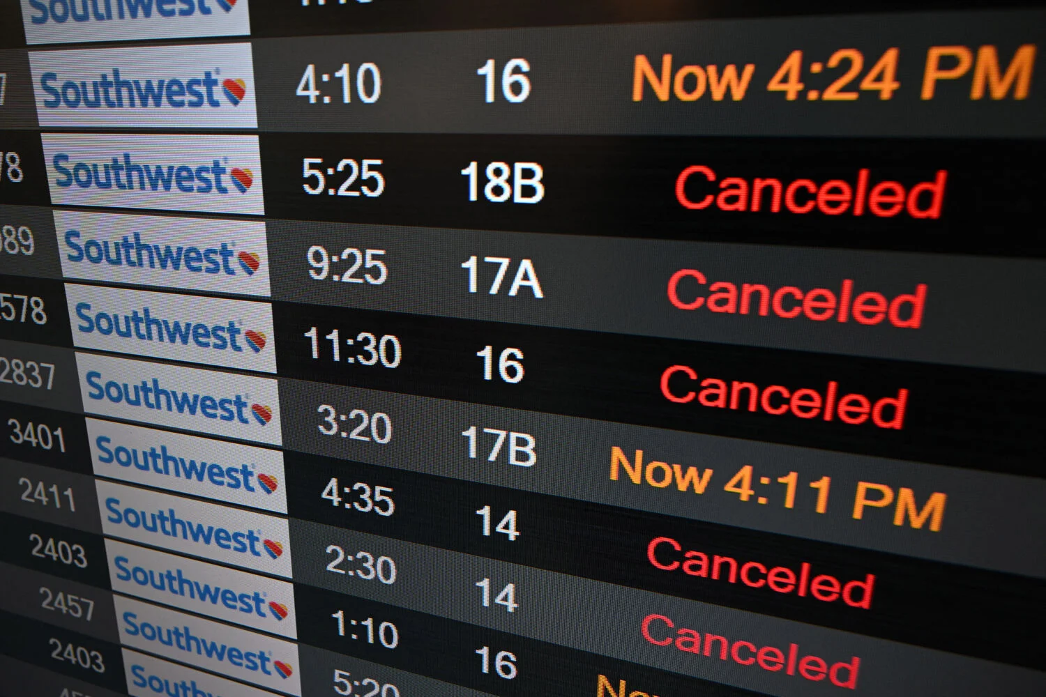 flights-cancelled-europe-3.webp