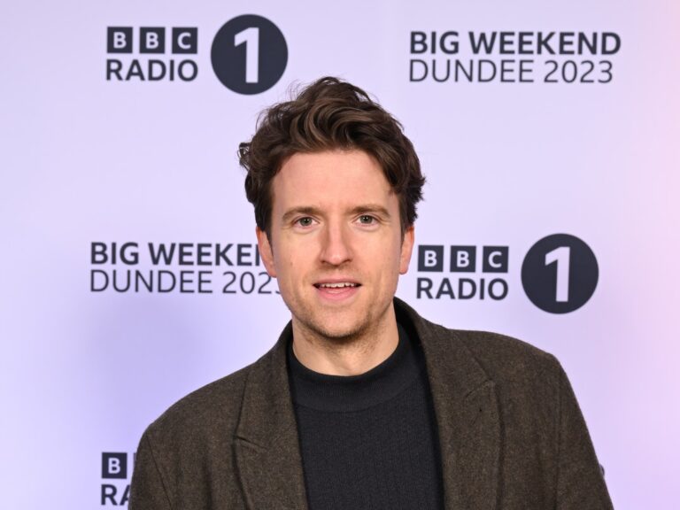 greg-james-871.jpg