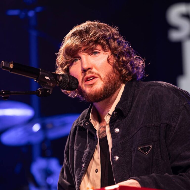 james-arthur-23.jpeg
