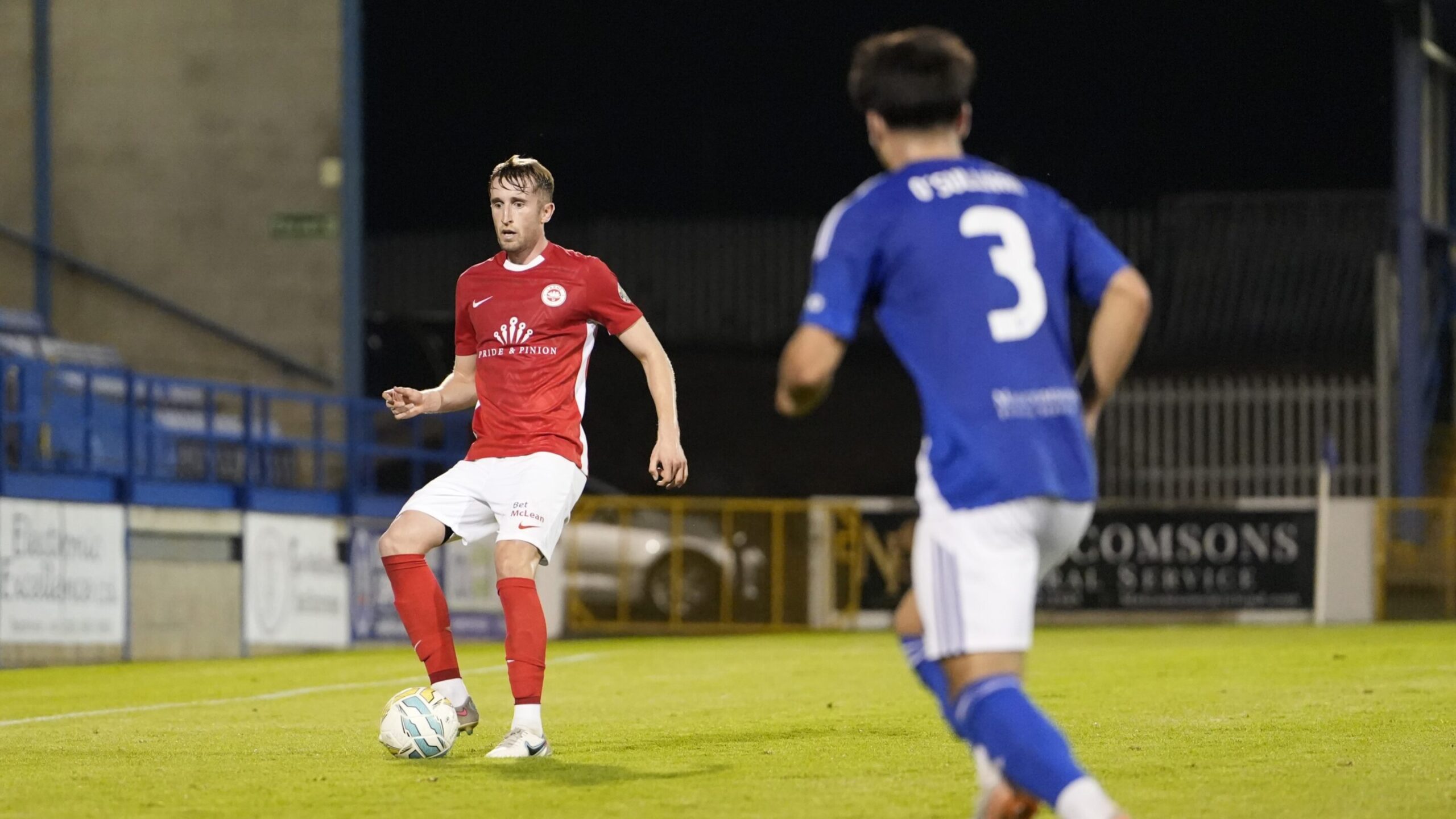 larne-vs-glentoran-f-c-646.jpeg