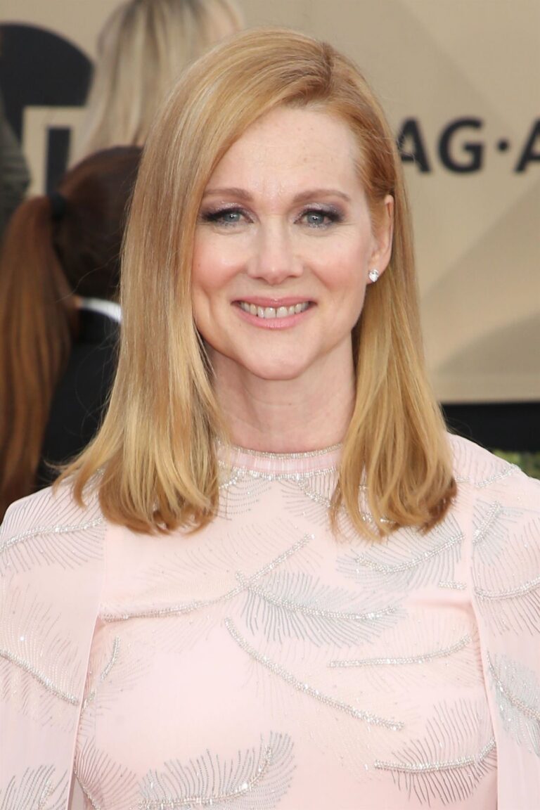 laura-linney-1820.jpeg