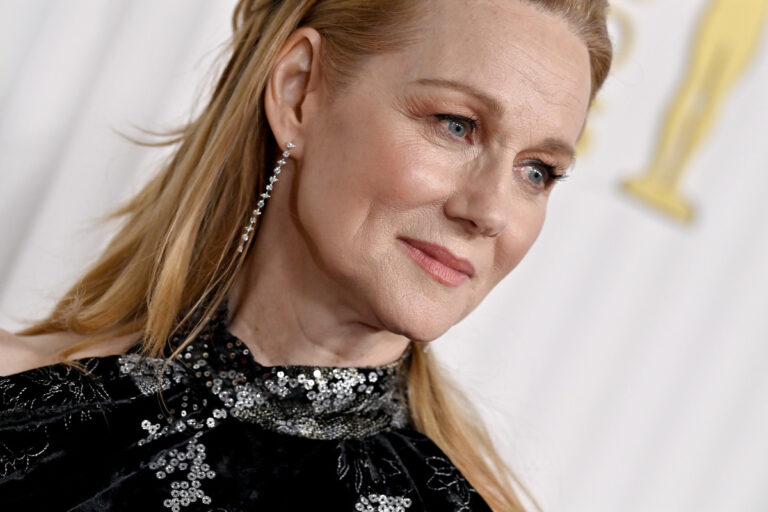 laura-linney-300.jpeg