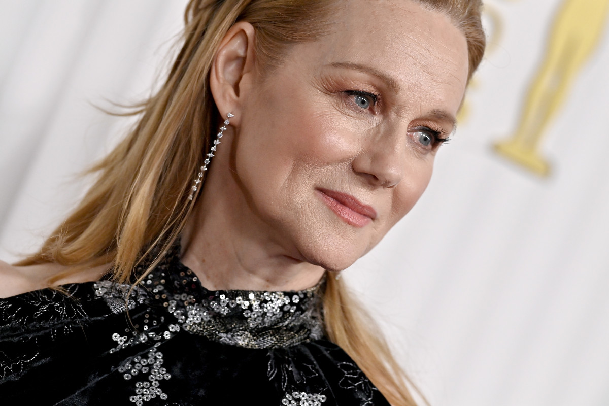 laura-linney-300.jpeg