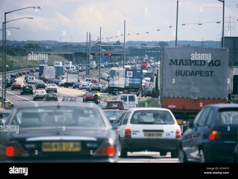 m25-traffic-160.jpeg