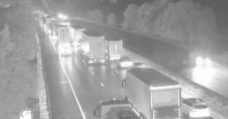 m6-traffic-733.jpeg