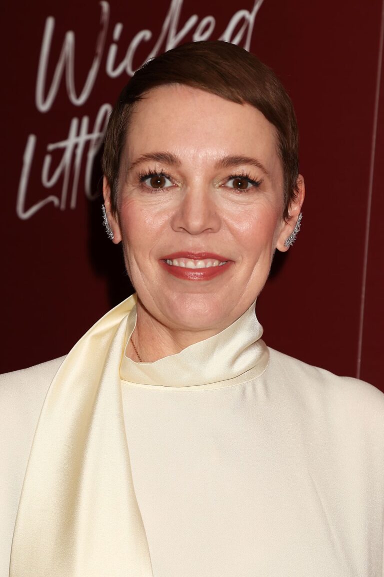 olivia-colman-1208.jpg