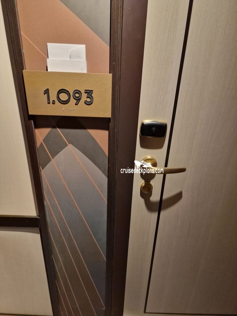 queen-1093.jpeg