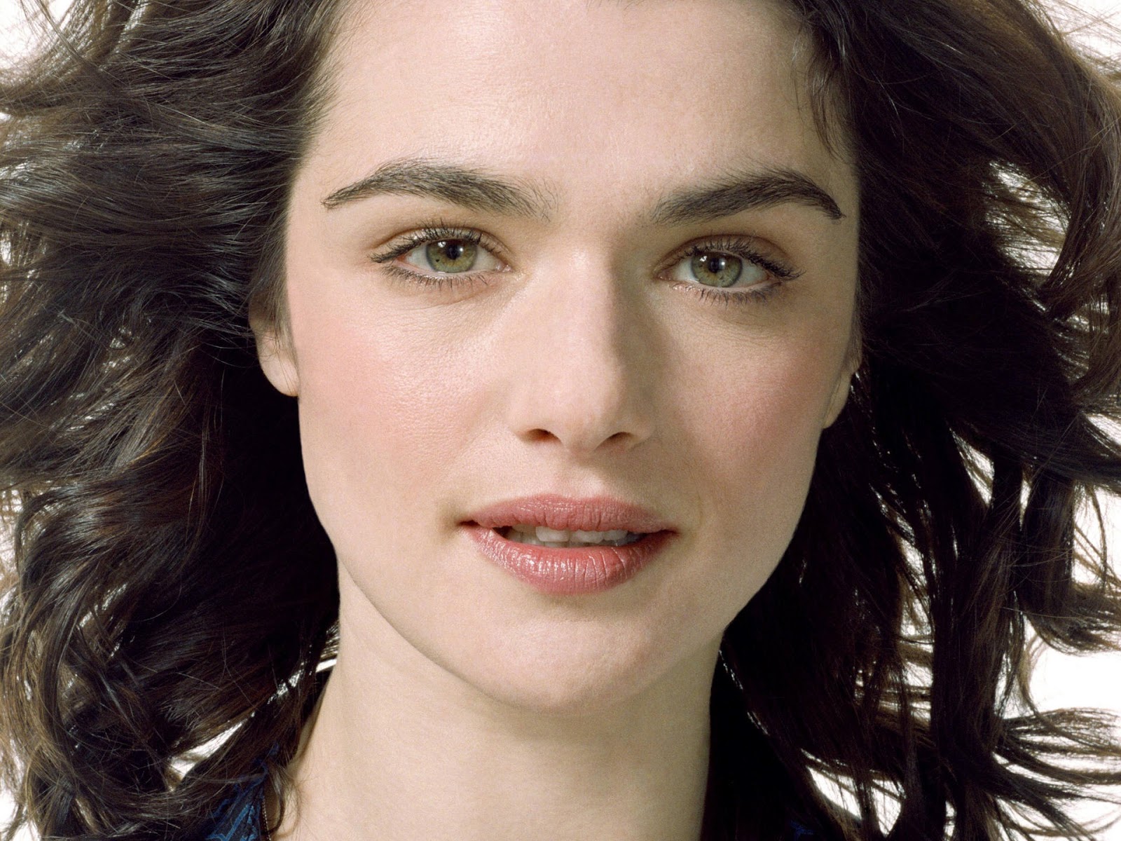 rachel-weisz-770.jpeg