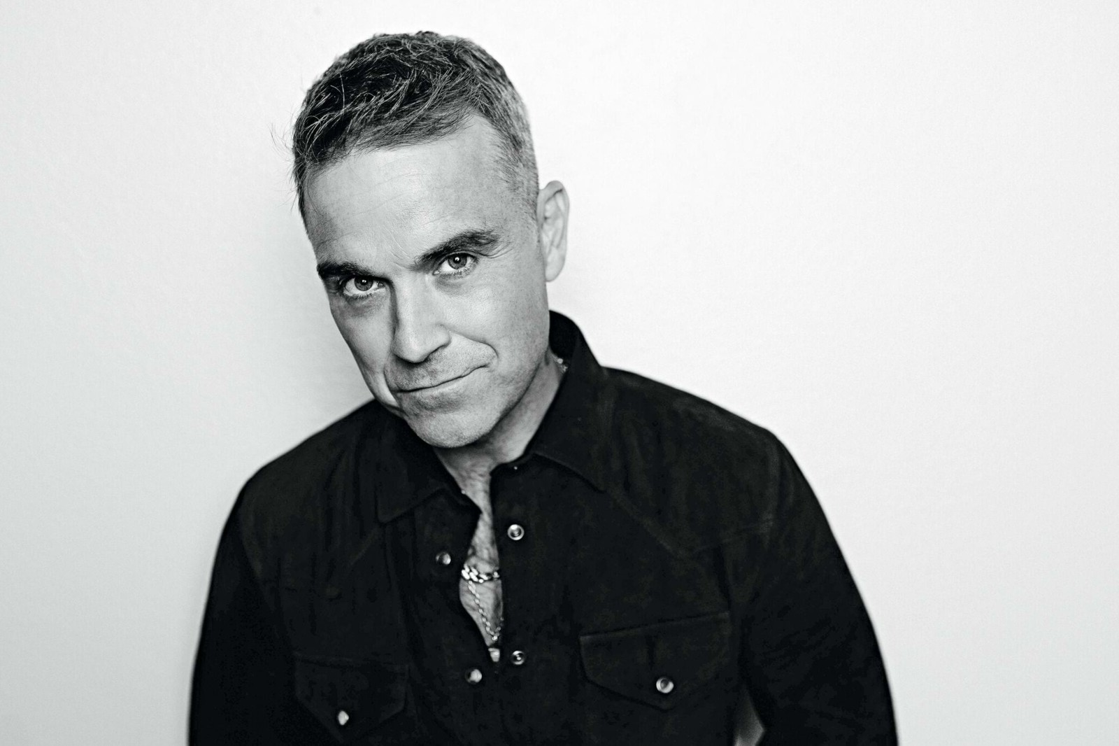 robbie-williams-921.jpeg