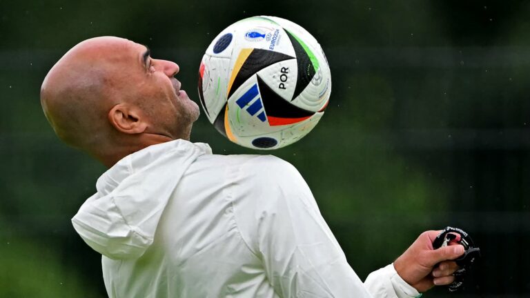 roberto-martinez-1117.jpeg