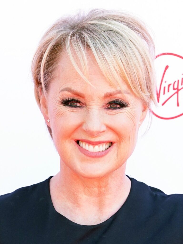 sally-dynevor-228.jpeg