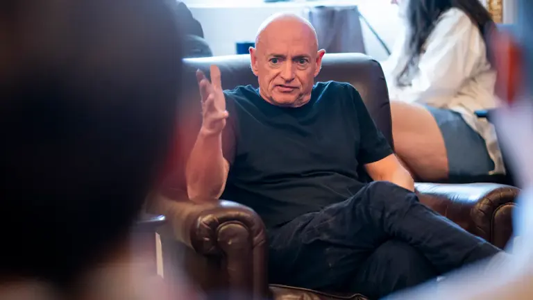 senator-mark-kelly-156.webp