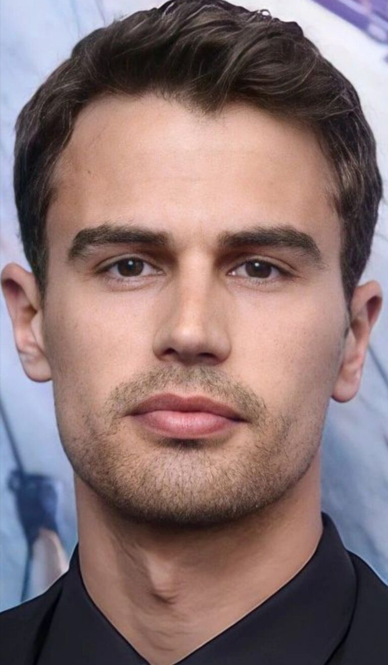 theo-james-217.jpeg