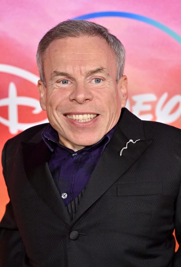 warwick-davis-114.jpg