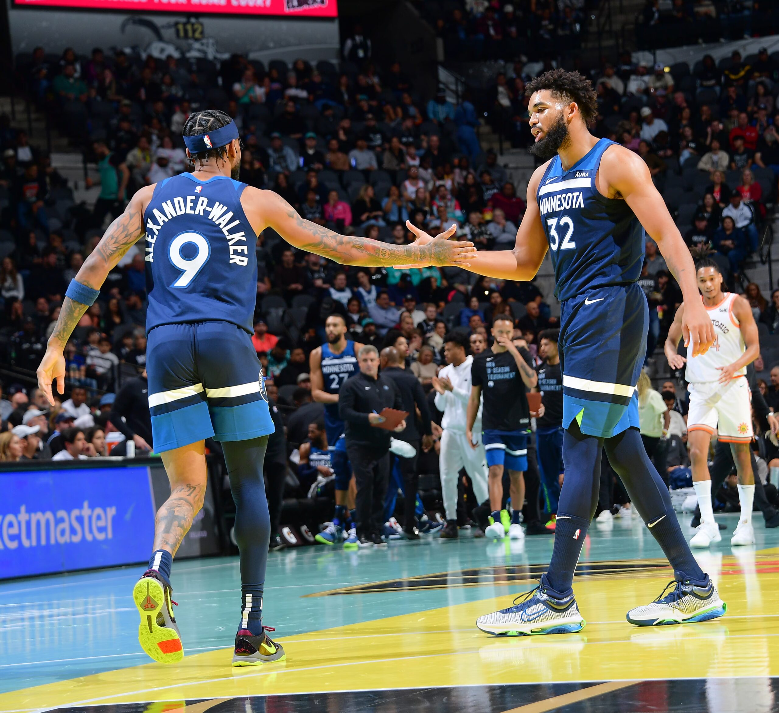 wolves-score-294.jpg