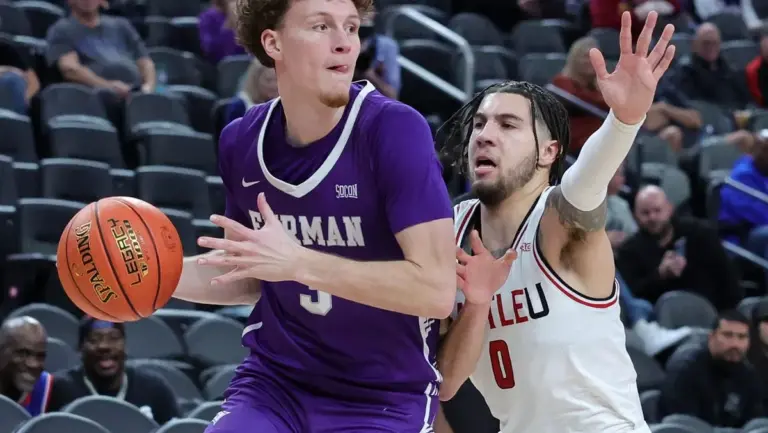 furman basketball — US news
