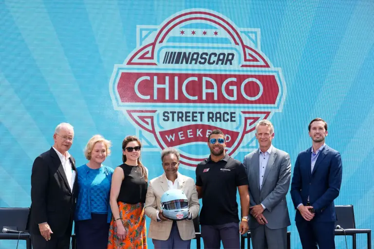 nascar race today — US news