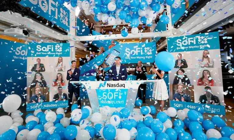 sofi stock — US news