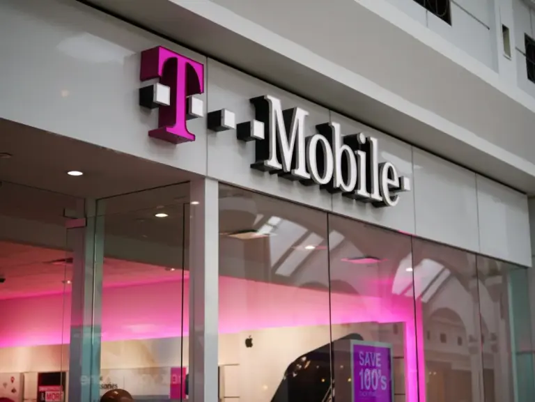 t mobile $200 gift card lawsuit update — US news