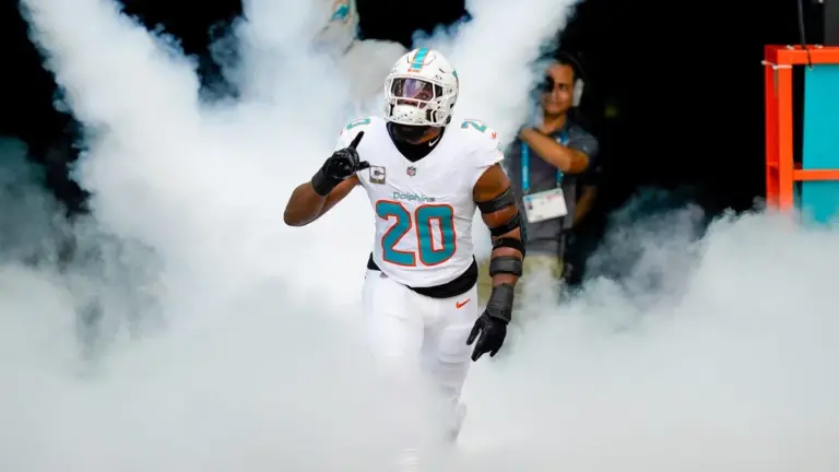 Dolphins, All-Pro LB Jordyn Brooks reach 3-year, $51.3M extension