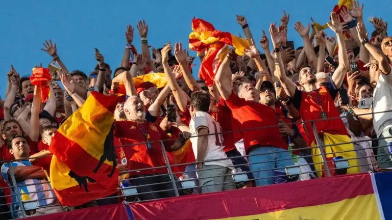 I went to the World Cup final. Here's what got fans cheering — and crying. - Yahoo