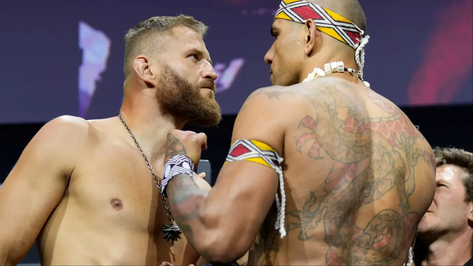 Jan Blachowicz and Alex Pereira face off at the UFC 291 ceremonial weigh-in
